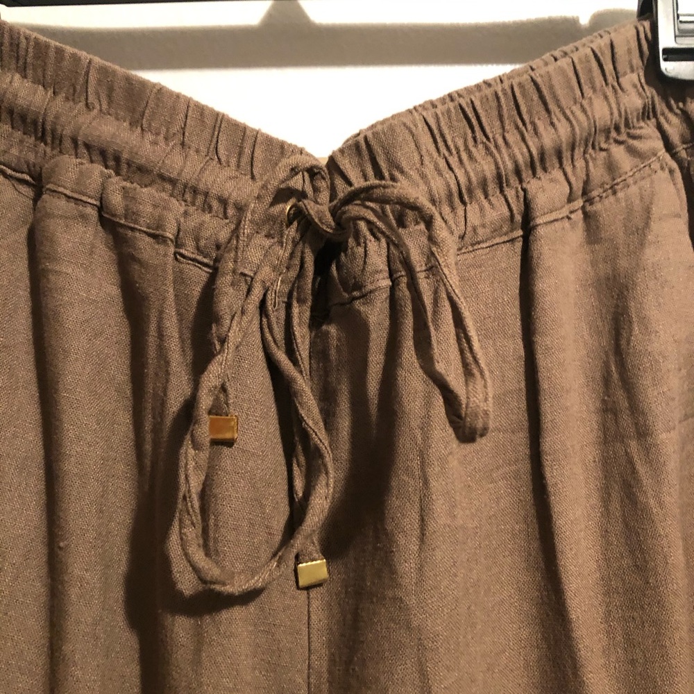 SOLD OUT!! NO LONGER AVAILABLE!! Linen Pants. - Picture 3 of 5